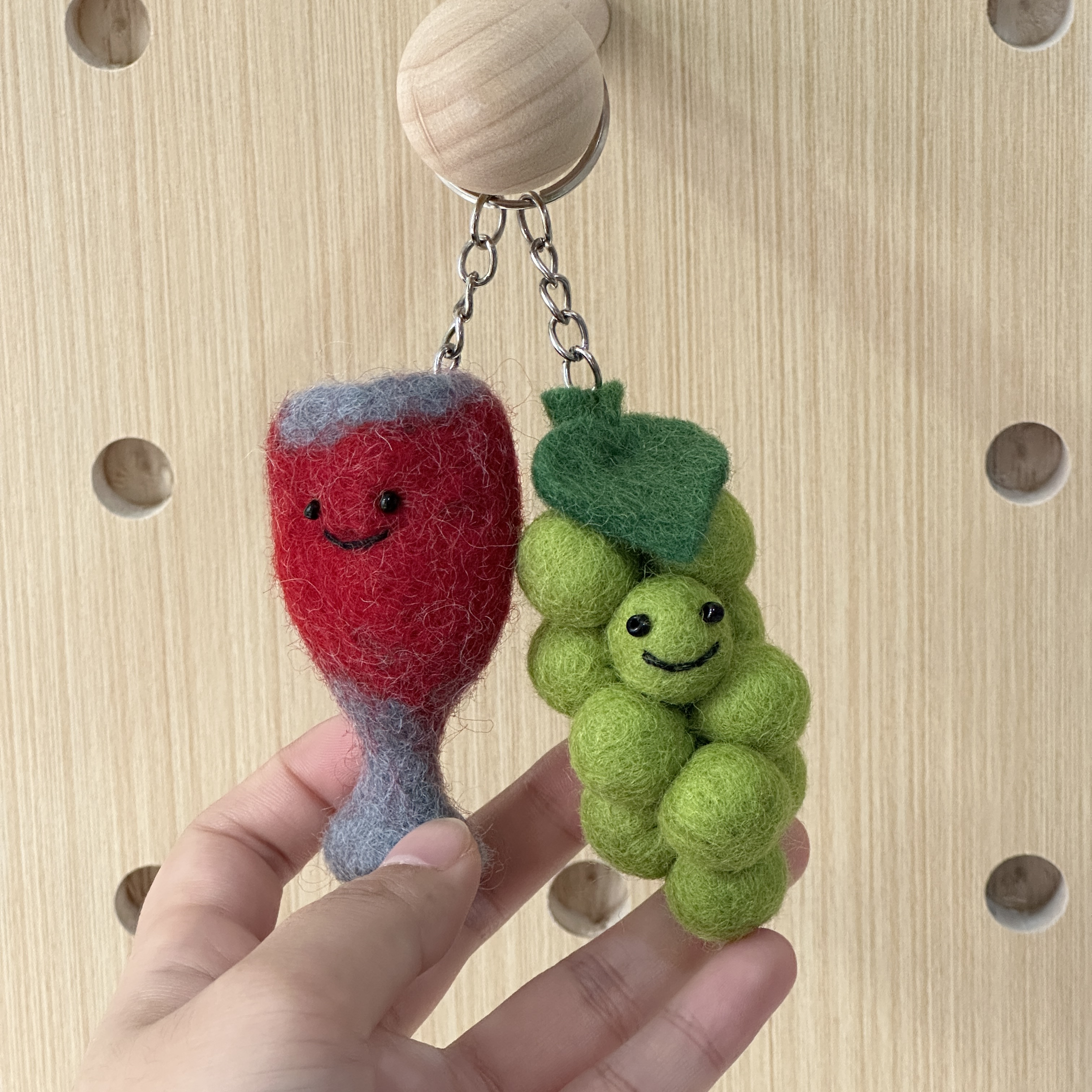 果蔬系羊毛毡挂件miu系包挂高颜值玩偶钥匙扣配饰配件饰品挂件详情8