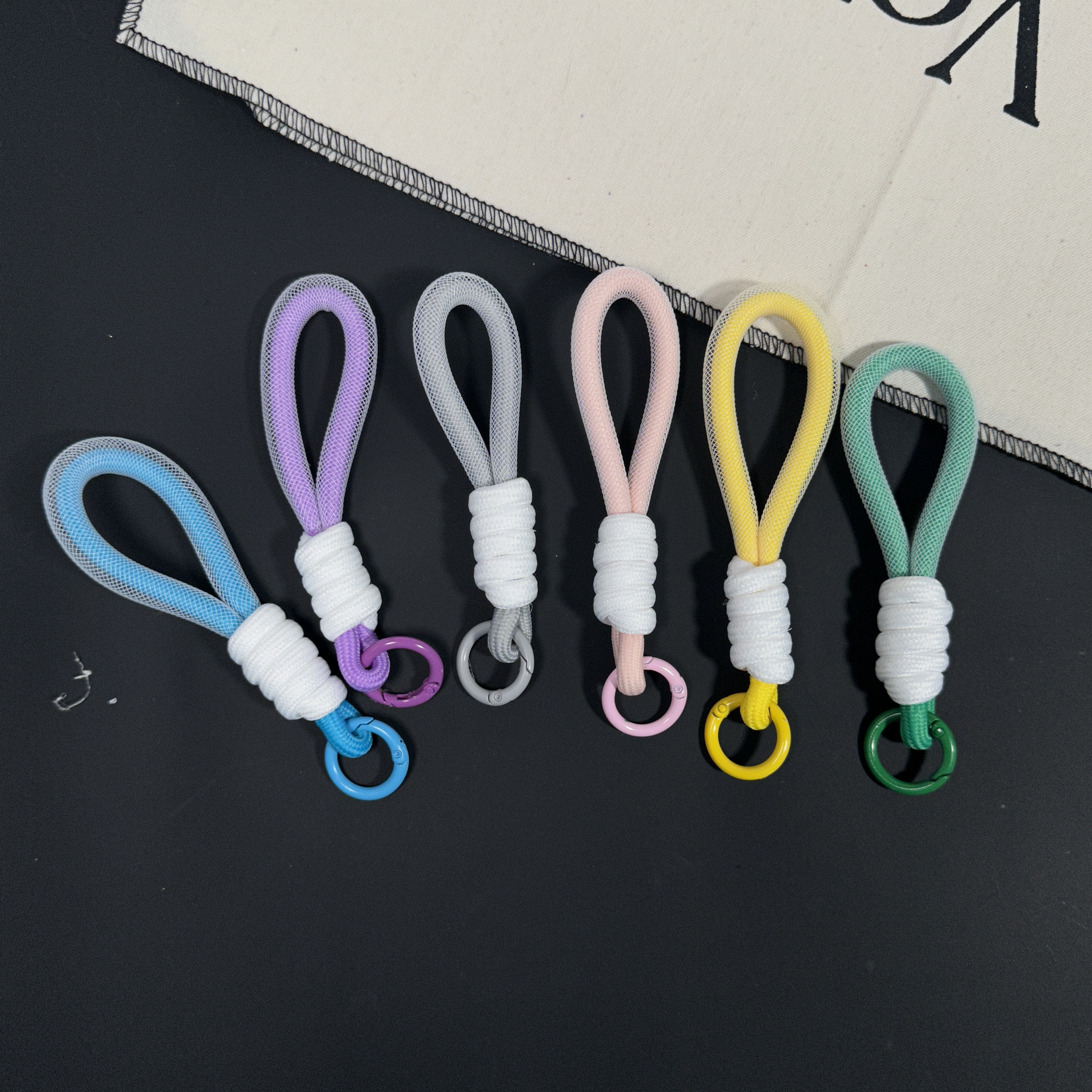 新国潮马卡龙INS风创意拼色打结防丢手机钥匙扣绳编织挂绳包挂件详情20