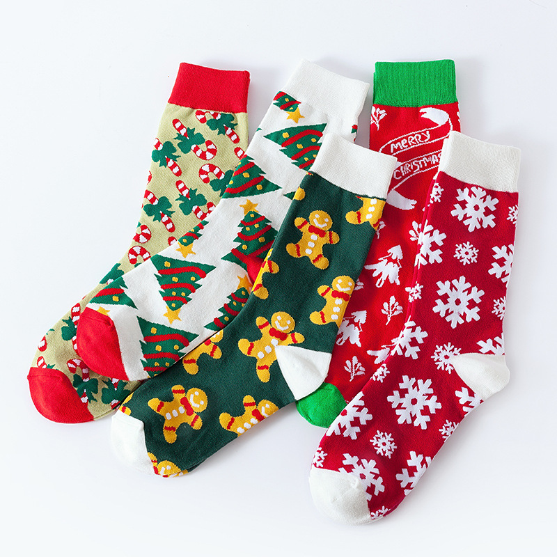 New Christmas socks, snowman cartoon pattern mid-calf socks, European and American style Santa Claus autumn and winter cotton socks, sports and casual style creative Christmas socks Specification image