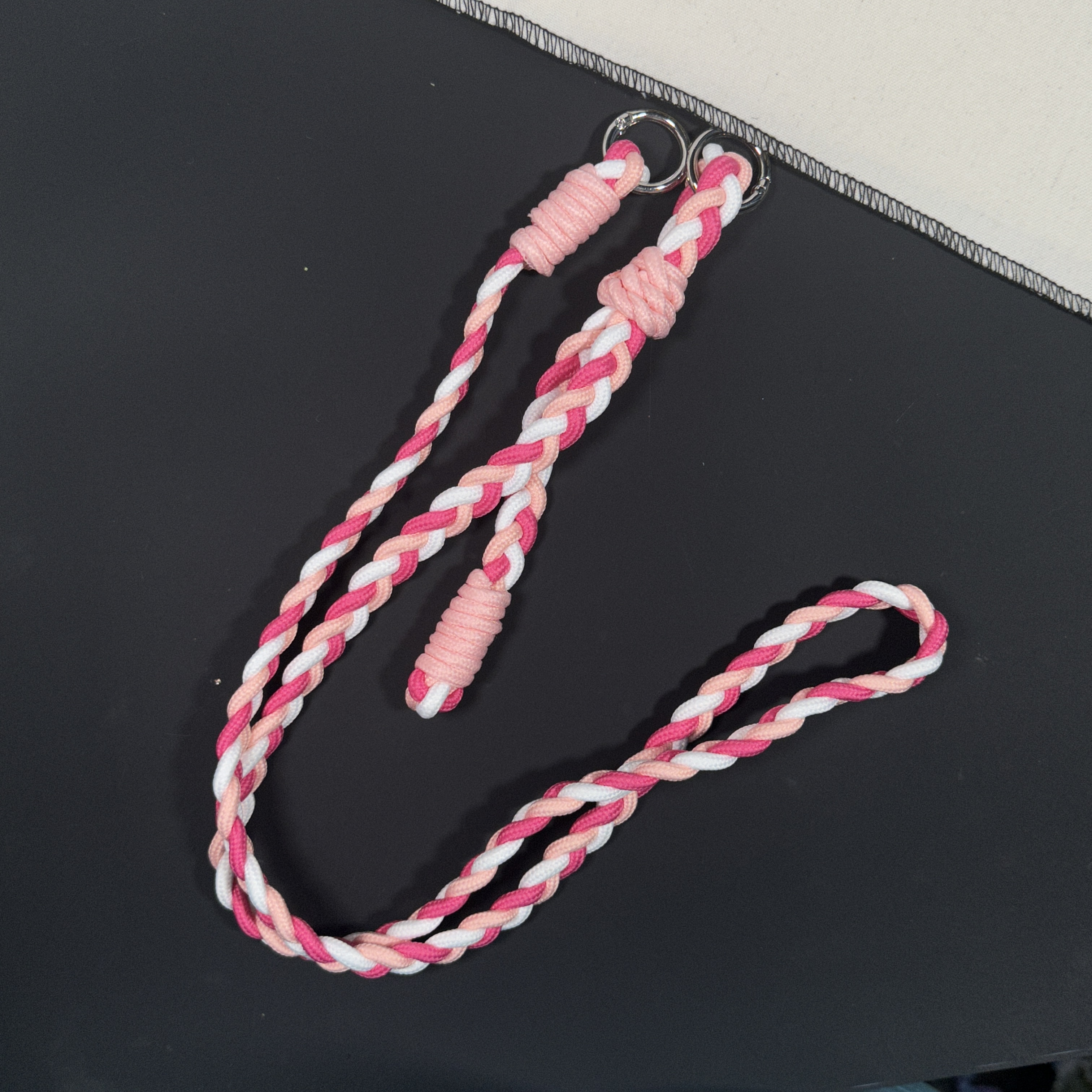 钥匙扣/流沙/毛绒挂件/拉布布/钥匙扣配件白底实物图