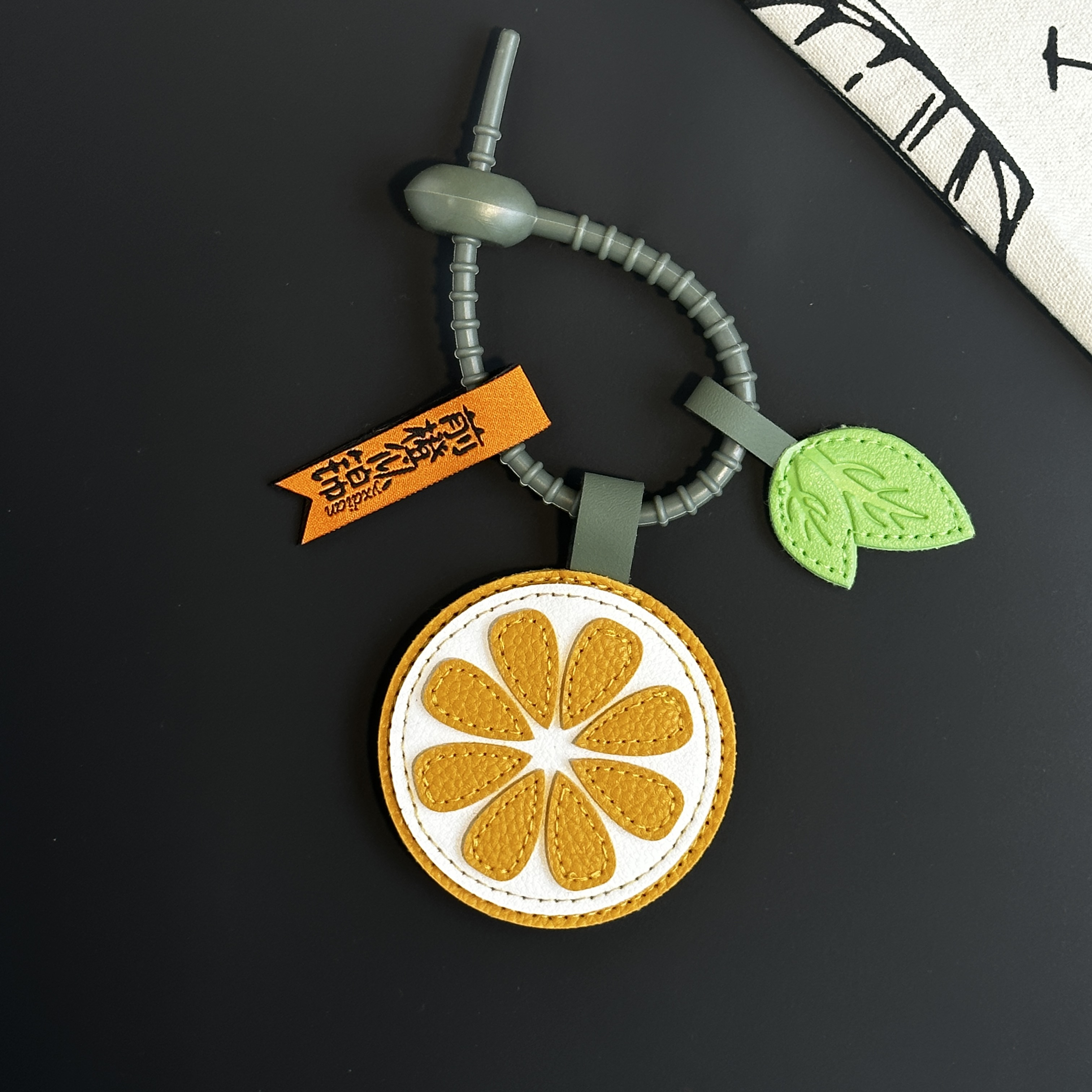 腊肠狗手绳包包挂饰合集可爱高颜值皮质挂件好寓意钥匙扣组合挂件详情15