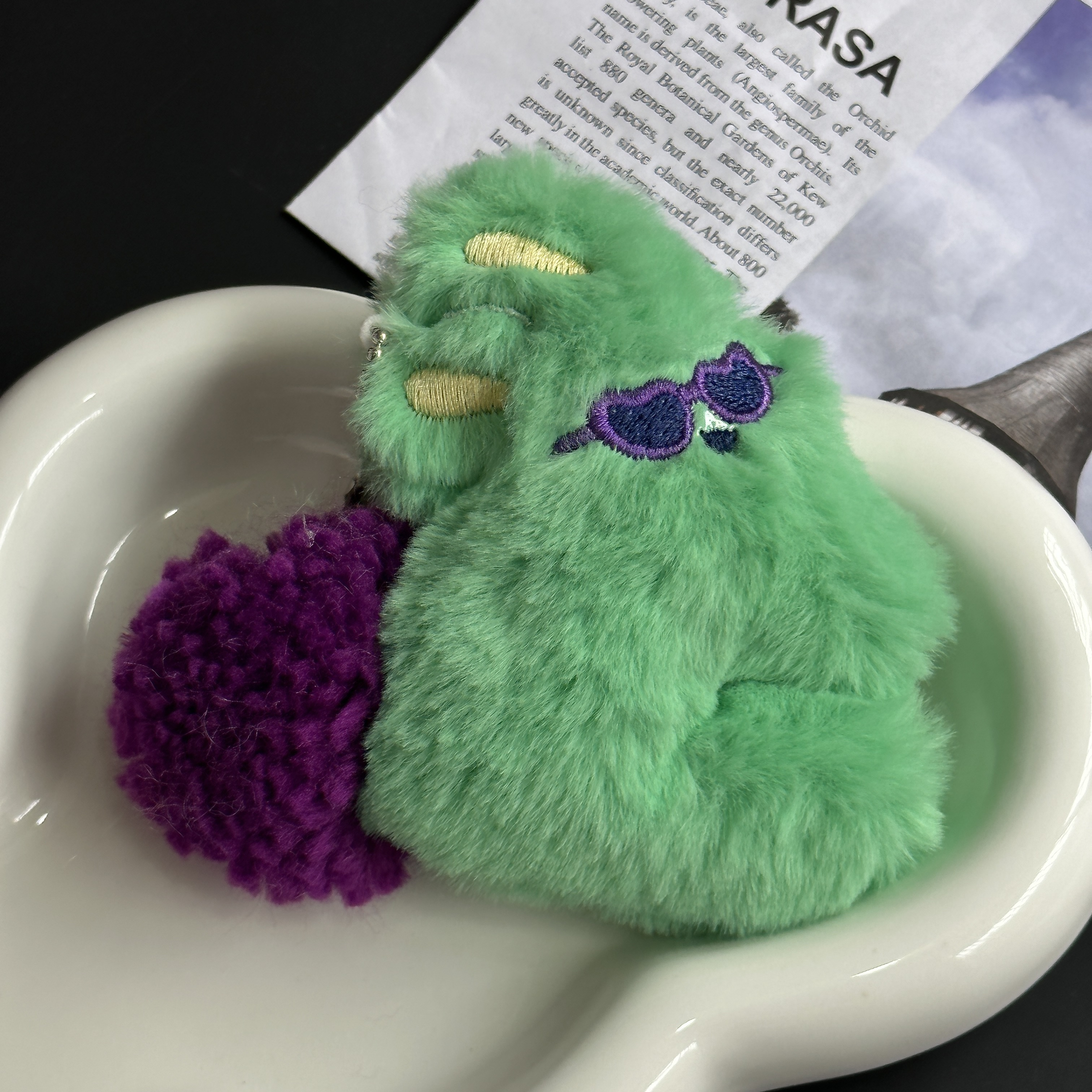 可爱毛绒墨镜兔兔miu系包挂挂件高颜值ins风钥匙扣挂饰配饰配件详情18