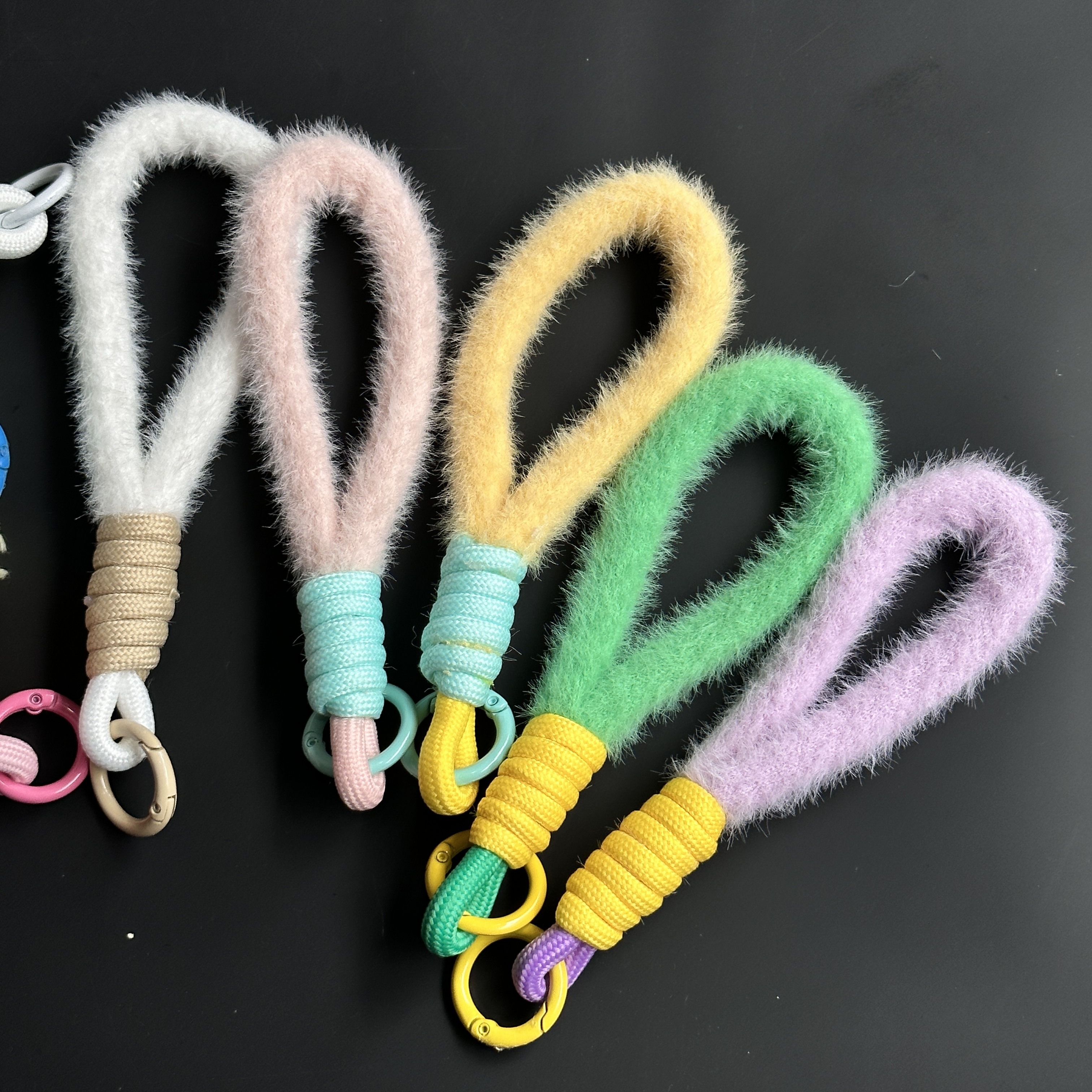 手工编织miu系包挂配饰高颜值ins挂绳挂件手机壳手挽绳钥匙扣配件详情14