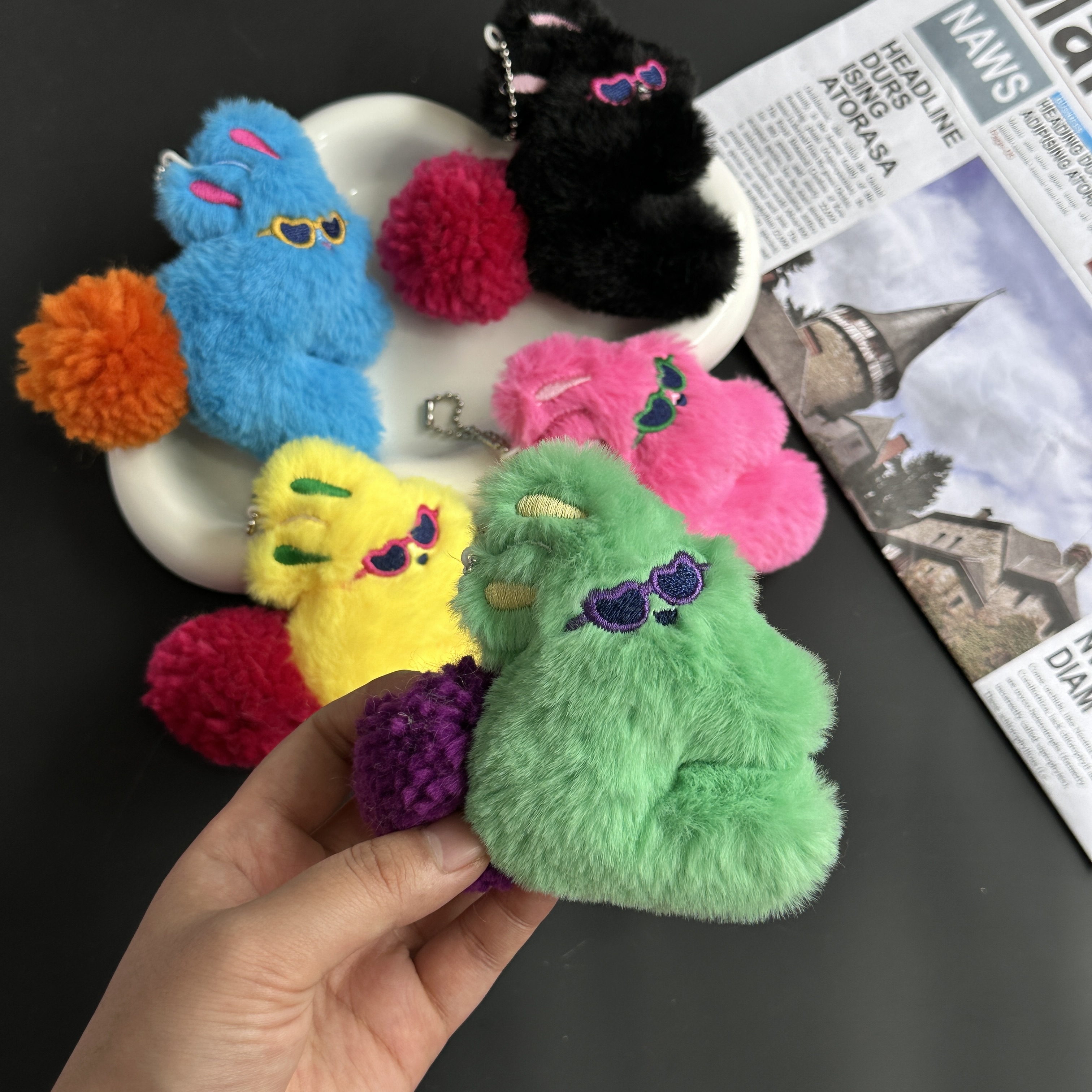 可爱毛绒墨镜兔兔miu系包挂挂件高颜值ins风钥匙扣挂饰配饰配件详情11