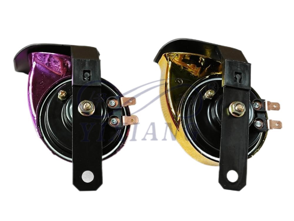 高音质摩托车喇叭总成 配附件耐用 易安装 驾驶必备品白底实物图