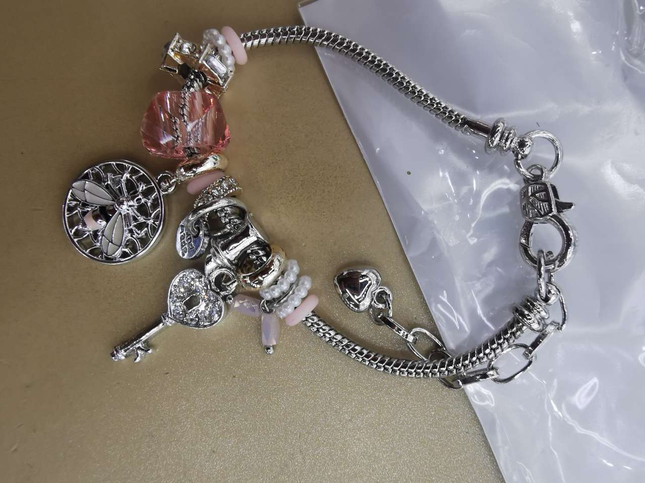 沙金银手镯和田玉镯 高档饰品手饰 玉石手镯 精致手镯 时尚潮流首饰 玉石饰品手镯白底实物图