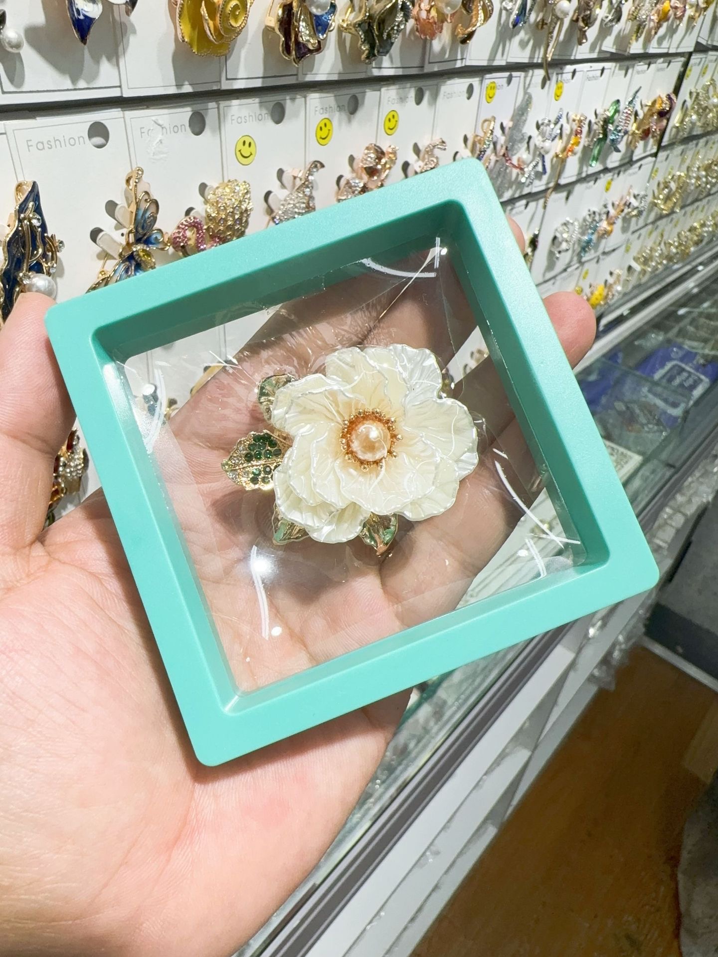 奢华编织珍贵贝壳海棠花胸针女珍珠高档西装配饰别针气质高档胸花胸针