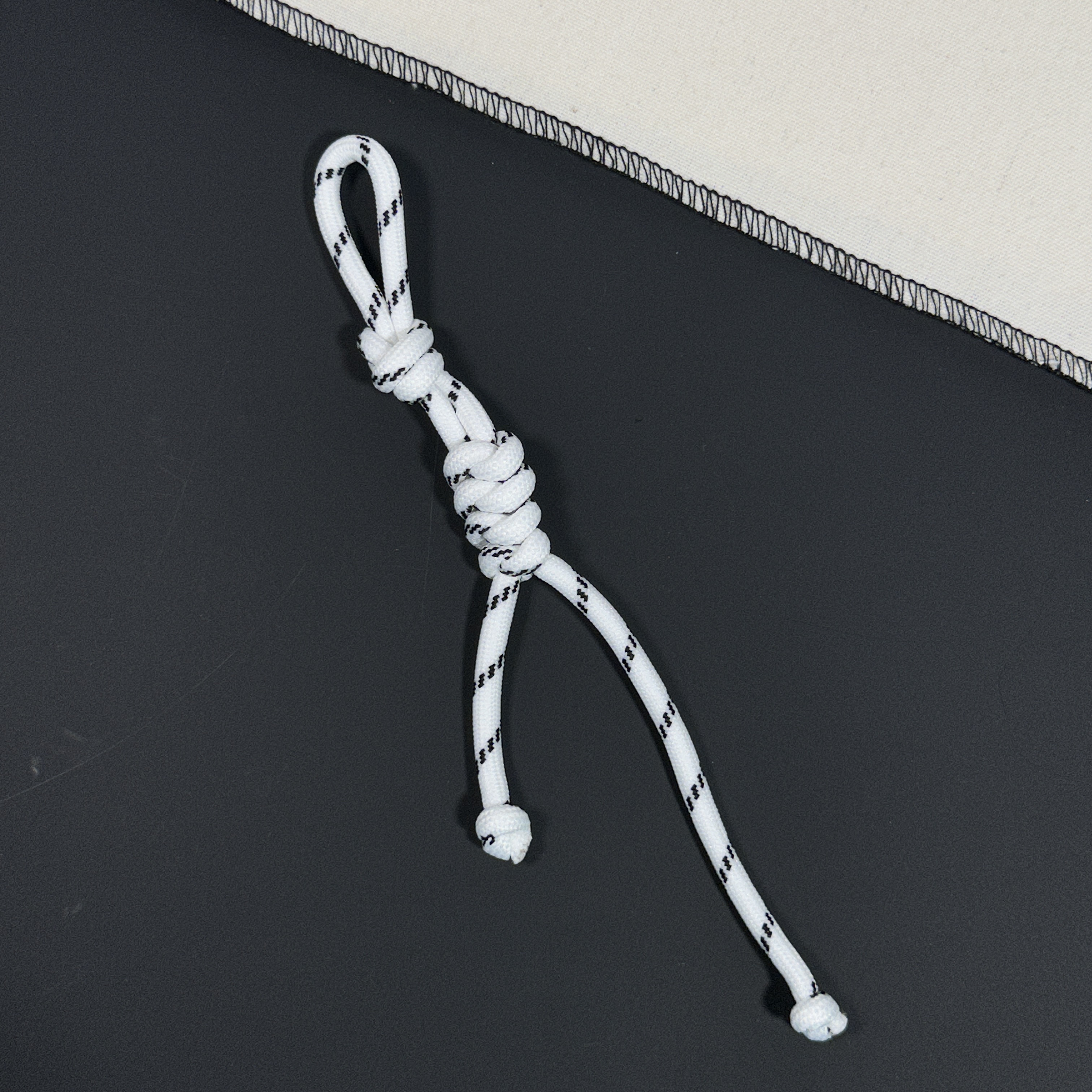 爆款手机挂绳diy手绳编织包包配饰miumiu风钥匙扣装饰挂件挂饰详情22