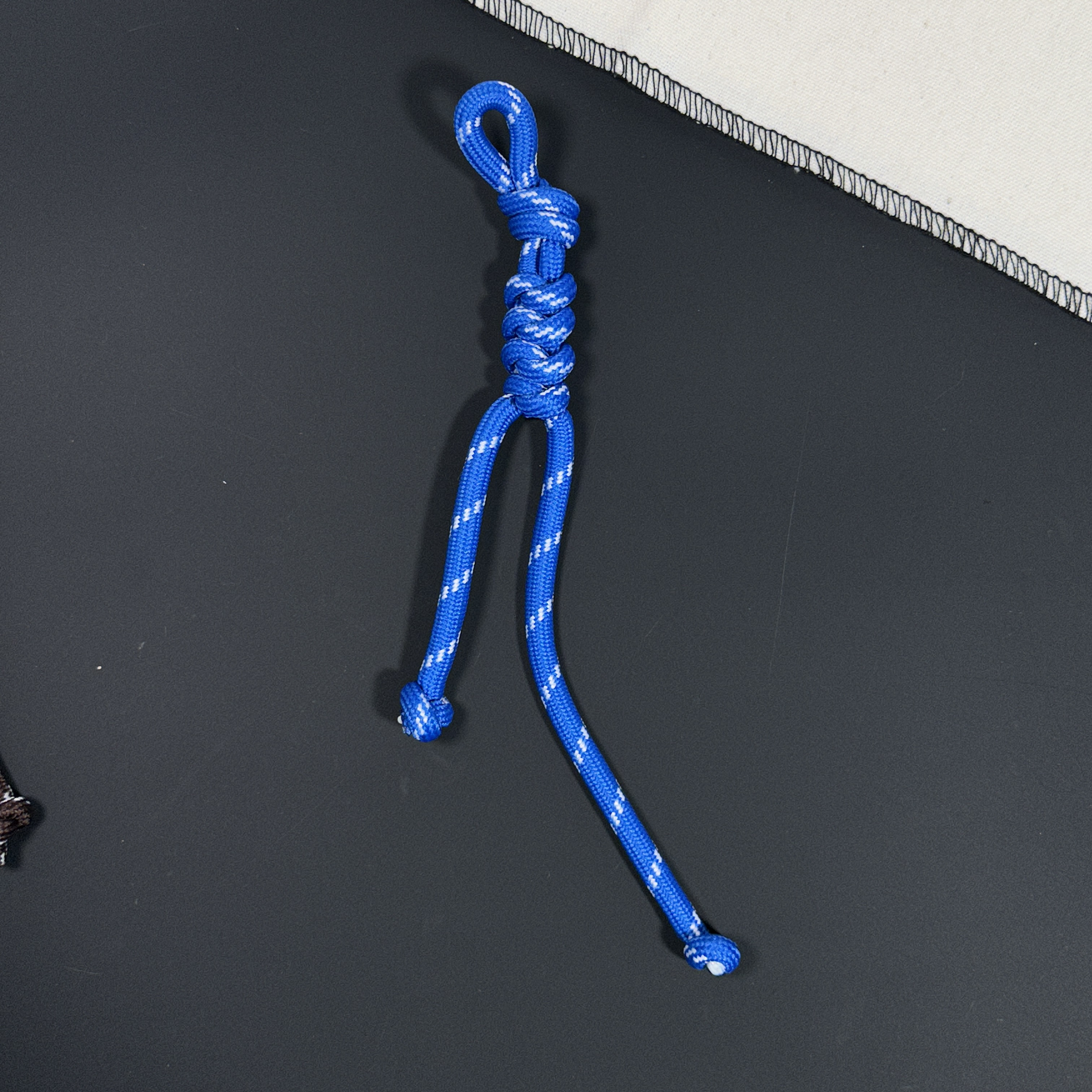 爆款手机挂绳diy手绳编织包包配饰miumiu风钥匙扣装饰挂件挂饰详情25