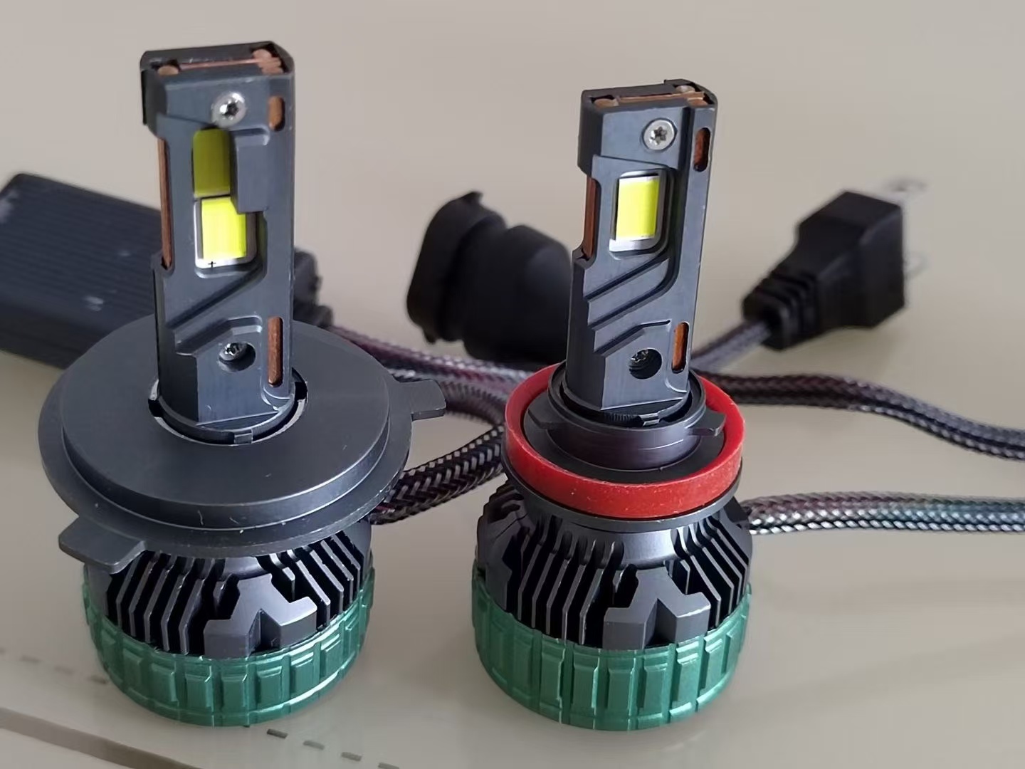 Automotive LED headlights S90, high-power 200W high beams H4H7H11, for cross-border export pic 3