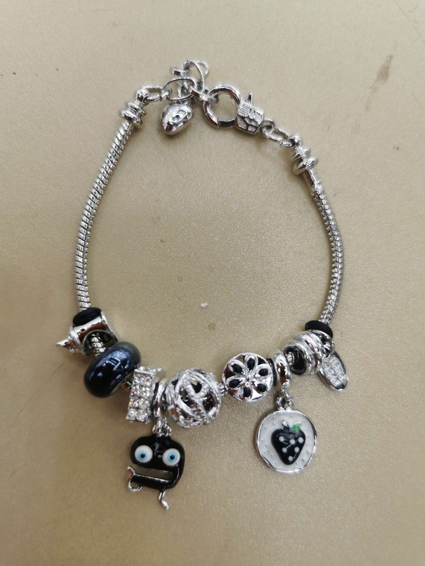 和田玉手镯沙金镶边 高贵典雅玉镯 银手镯饰品 手饰精品 时尚女士首饰礼品流行热卖细节图