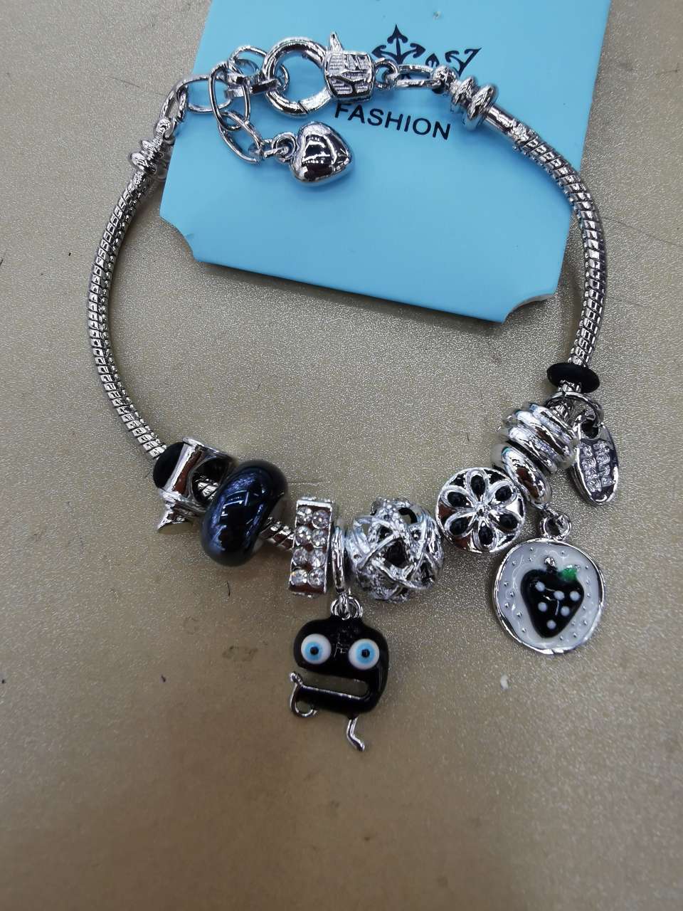 和田玉手镯沙金镶边 高贵典雅玉镯 银手镯饰品 手饰精品 时尚女士首饰礼品流行热卖详情图4