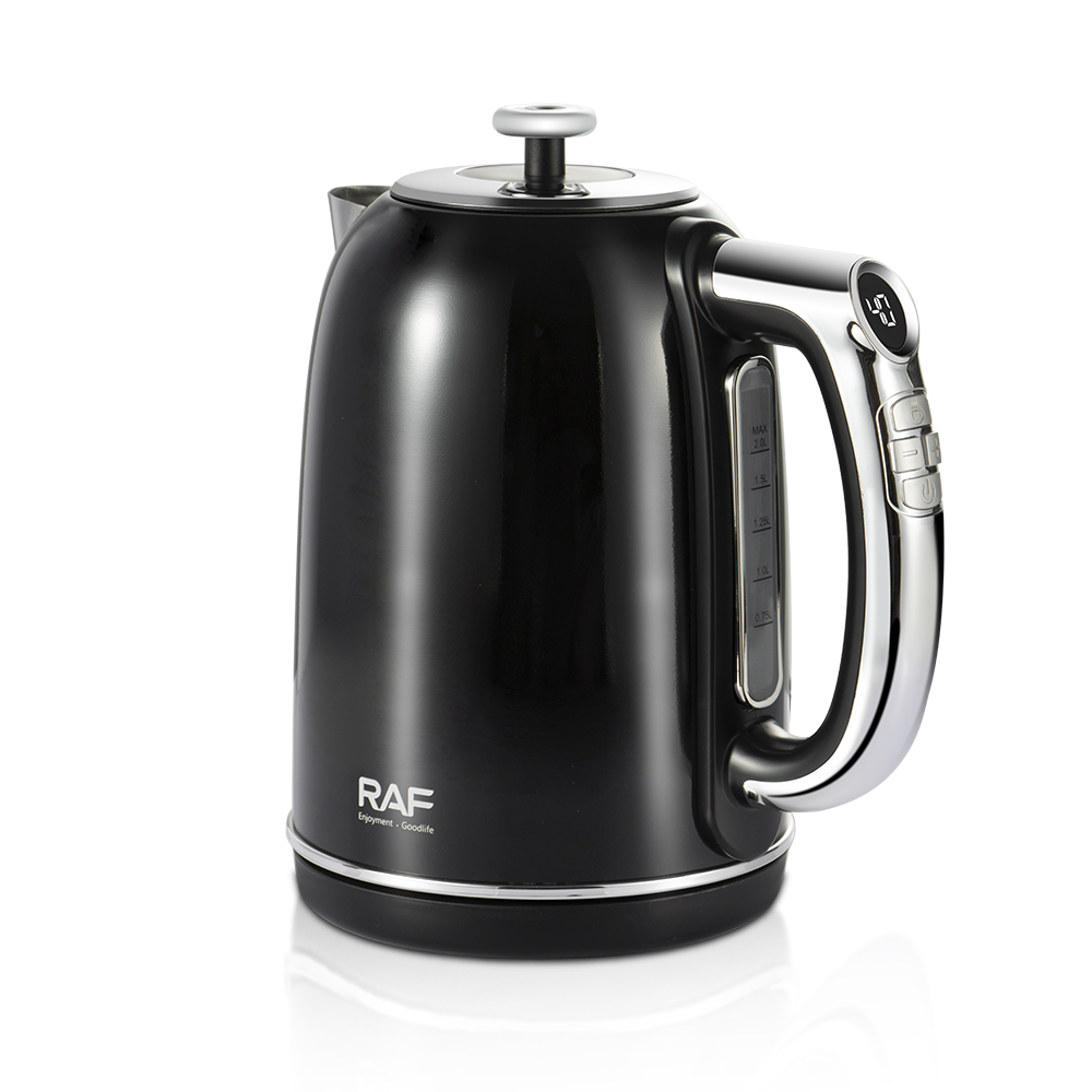 RAF European standard cross-border water bottle toaster set, household double-decker charter breakfast machine and 2L household water bottle Application Scenario