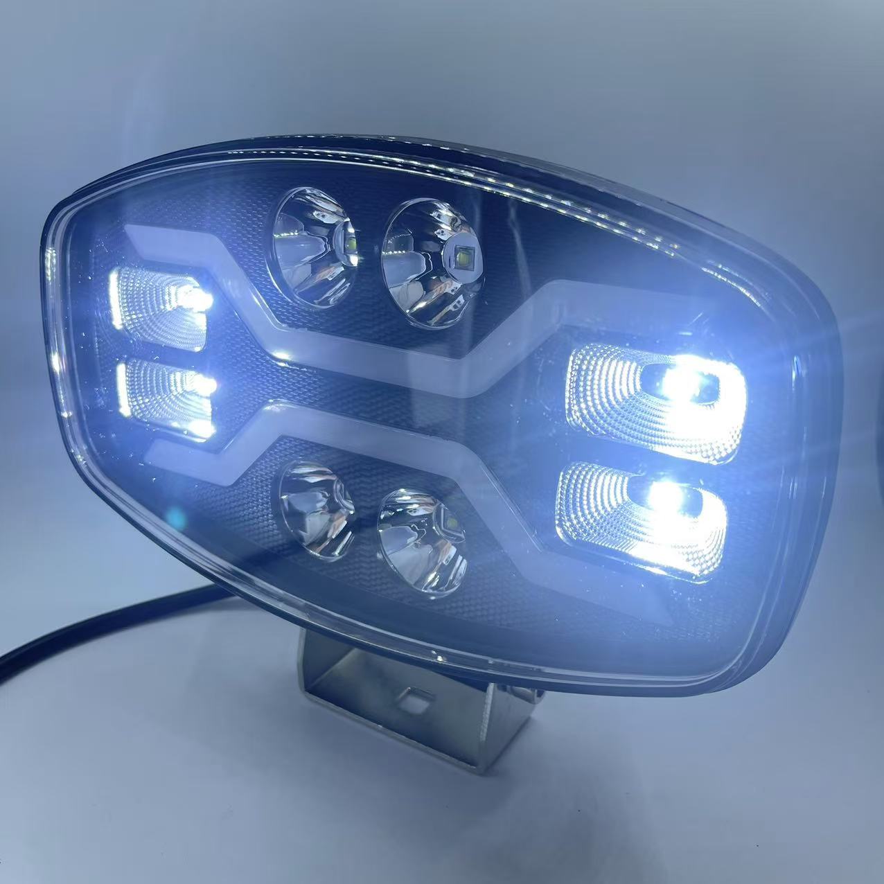 High-quality truck LED lights are suitable for Volvo/Scania spotlights, searchlights and LED fog lights Application Scenario