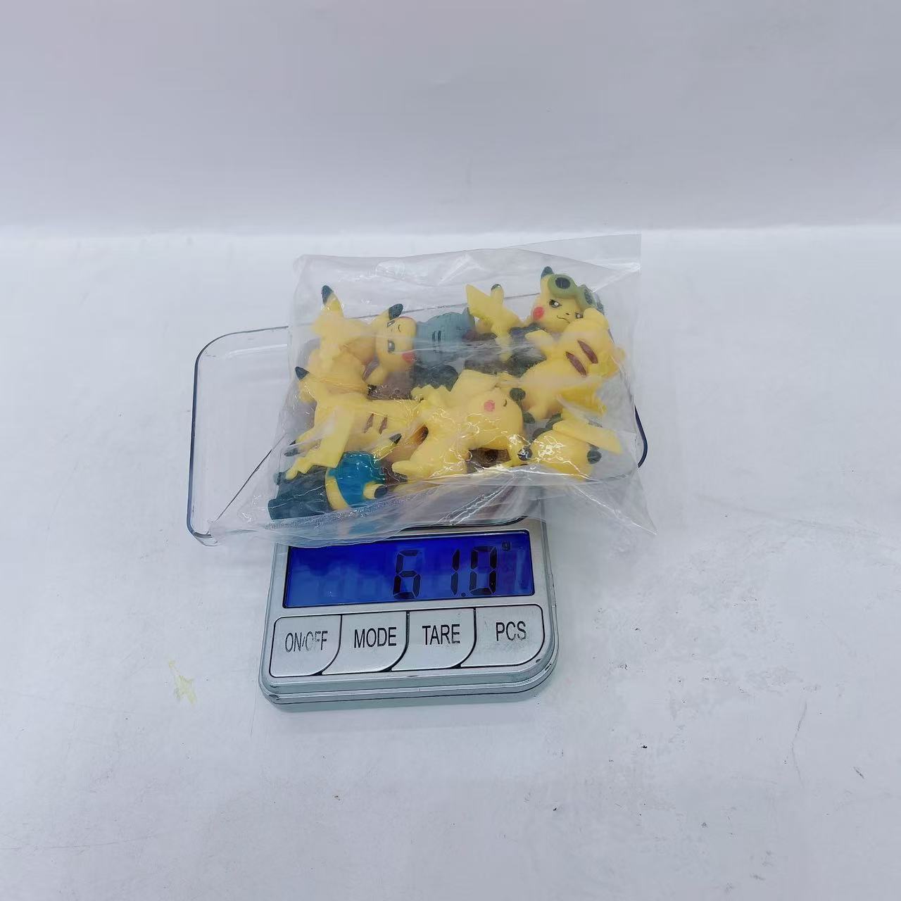 بيكاتشو، الطفل المدهش الصغير Item Picture