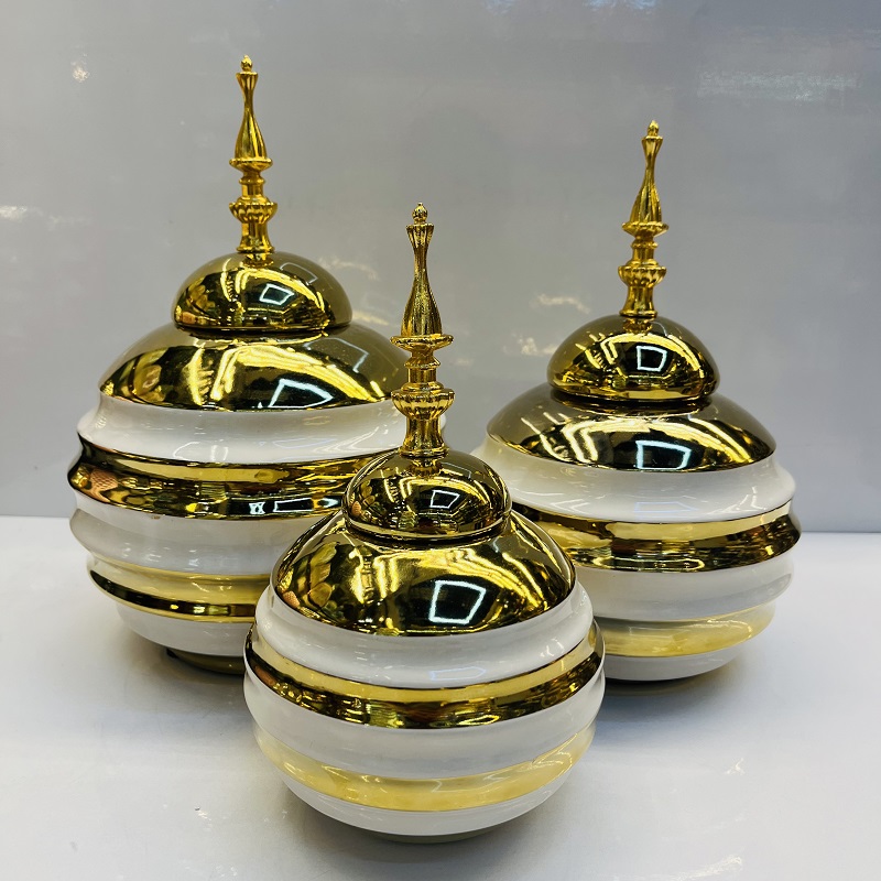 Gold and white coarse striped covered ceramic vase, Nordic modern American style living room decoration item, flower arrangement vase, home decoration item, vase decoration item, ceramic vase, vase decoration item, plain vase for the entrance hall, souvenir vase decoration pic 8