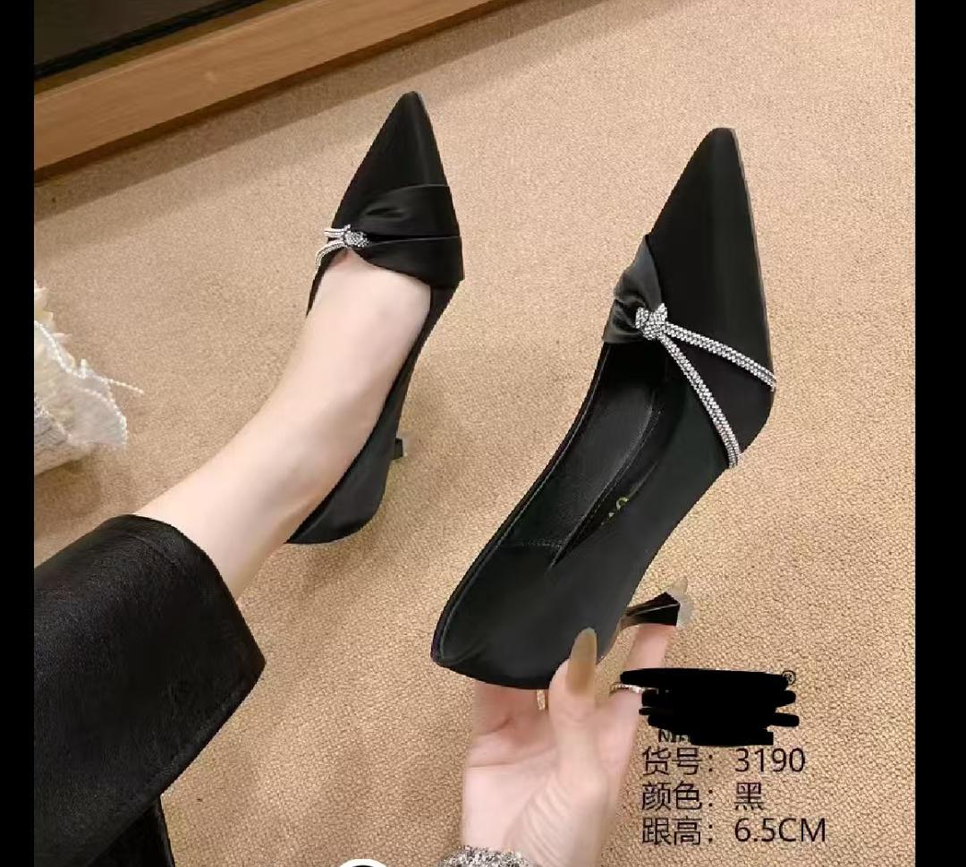 女式真皮马丁靴秋冬韩版过膝长靴 Shoes 女靴鞋真皮长款保暖时尚靴子