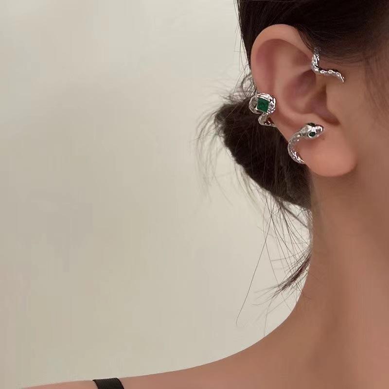 punk winding snake-shaped ear hook earrings niche design couple non-piercing ear clip earrings for men and women ear clip