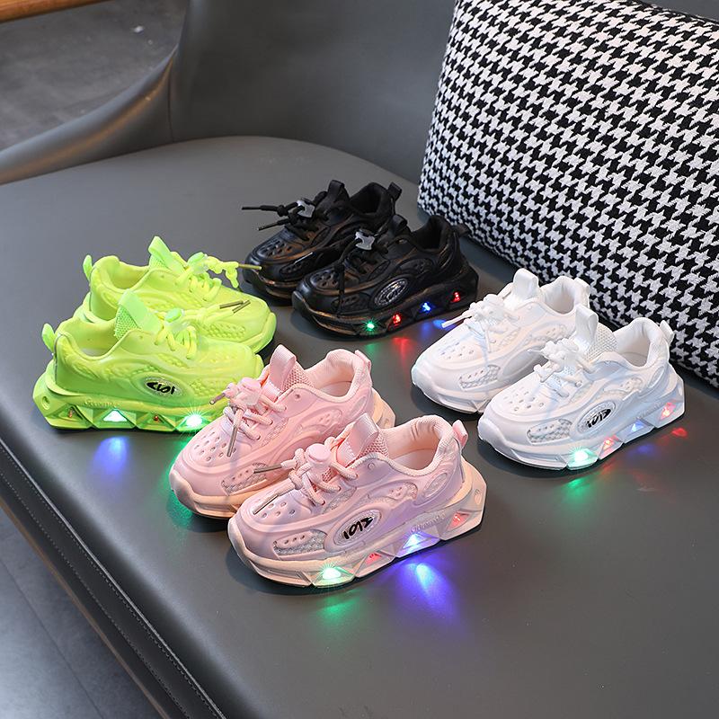 new fashion sports light shoes spring and autumn breathable casual shoes with lights children lightweight soft sole toddler shoes