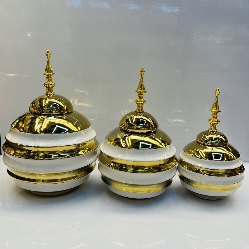 Gold and white coarse striped covered ceramic vase, Nordic modern American style living room decoration item, flower arrangement vase, home decoration item, vase decoration item, ceramic vase, vase decoration item, plain vase for the entrance hall, souvenir vase decoration pic 5