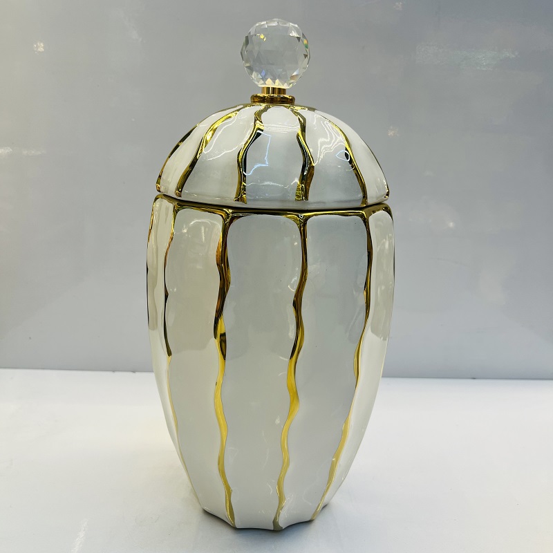 Vertical wave striped ceramic vases, Nordic modern American style living room decorative items, flower arrangements, flower vases, home decorative items, vase ornaments, ceramic vases, soft decorative items, vase wholesale, vase ornaments, traditional cultural ceramic products Specification image