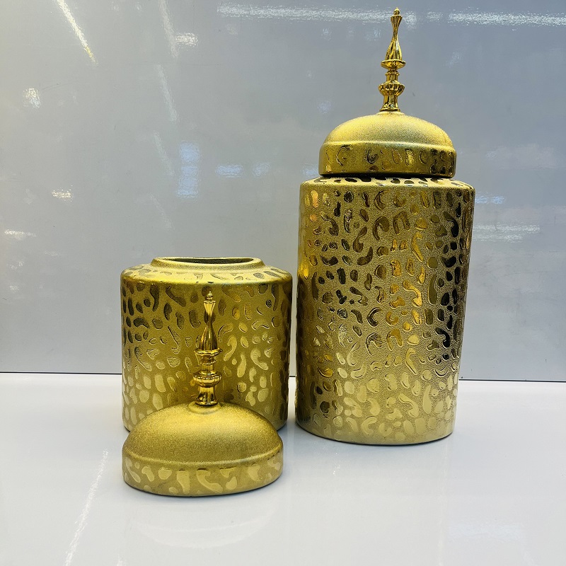 Golden covered ceramic vase, Nordic modern American style living room decoration item, flower arrangement vase, home decoration item, vase decoration item, ceramic vase, soft decoration item, vase decoration item, plain vase for the entrance hall, traditional cultural ceramic products pic 7