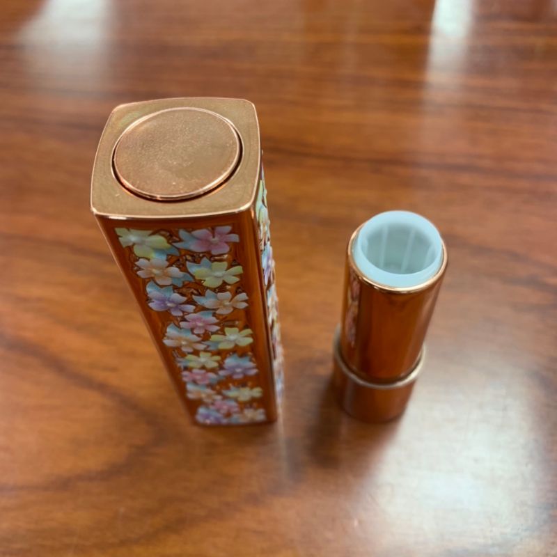 Spring lipstick tube details Picture