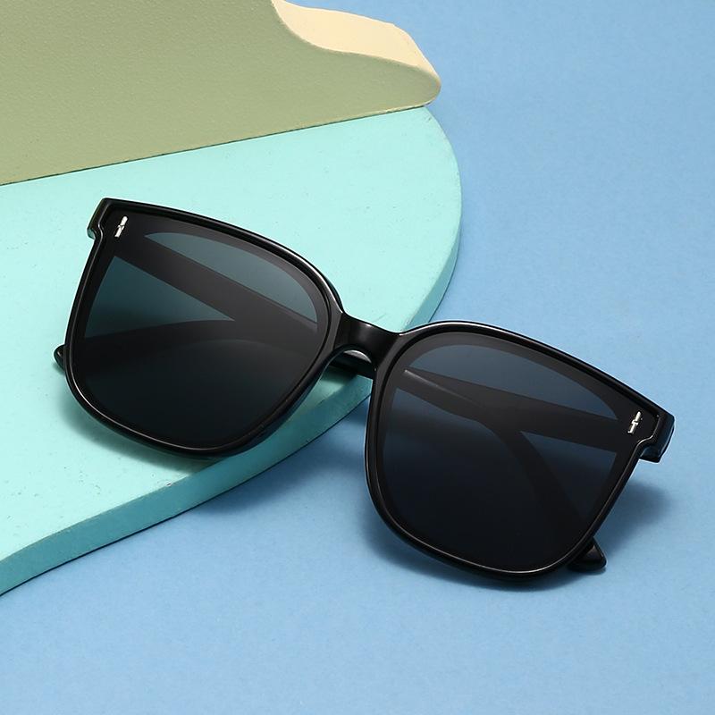 2024 new children's m nail sunglasses gm same fashion concave style street shooting men and women same style baby sunglasses