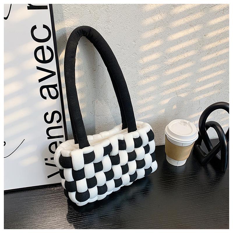 New Homemade Mesh Bag Black and White Chessboard Grid Handbags Thick Ice Island Line Handicraft DIY Material Woven Bag Tide