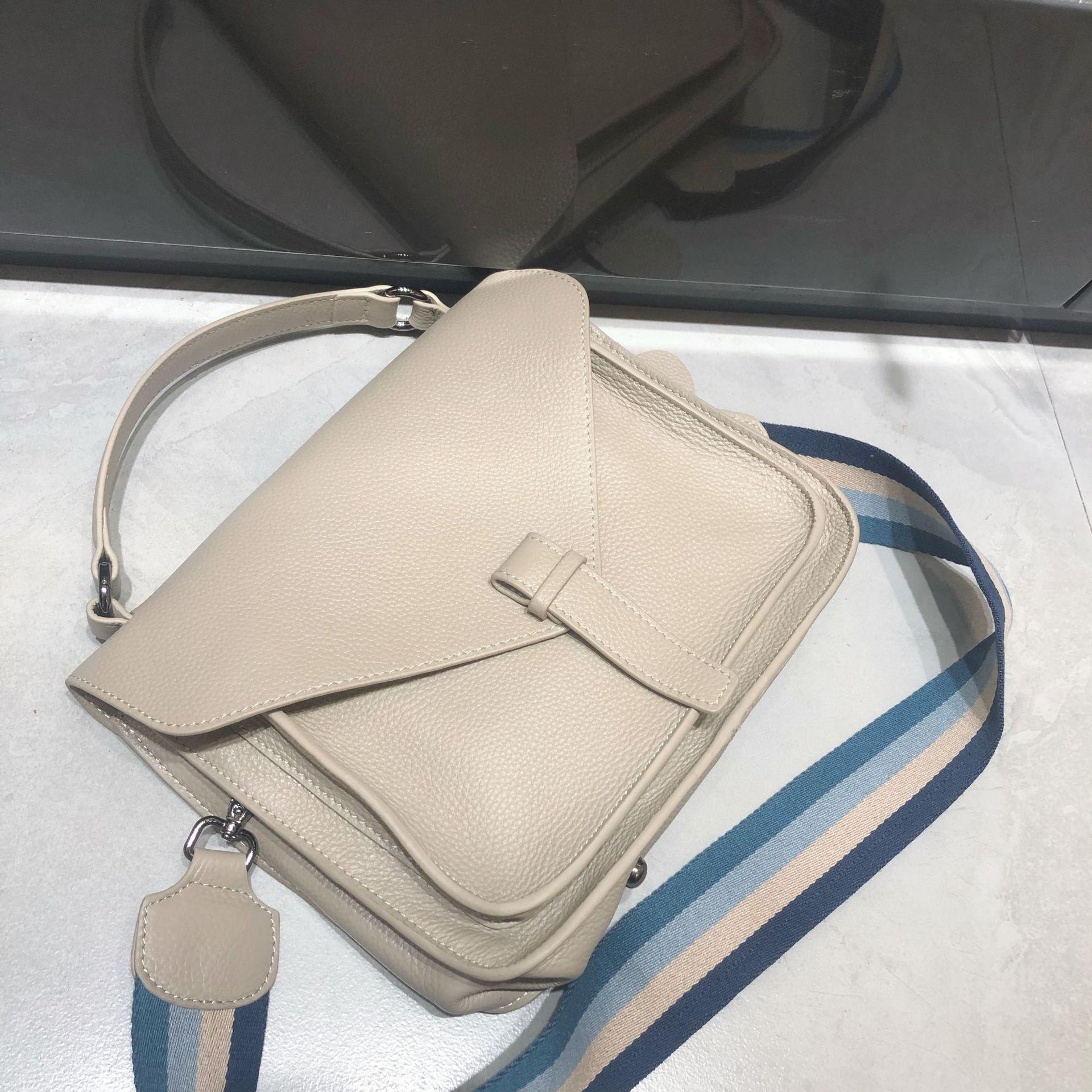 vintage leather women bag 2023 new elegant first layer leather one-shoulder crossbody handbag college style messenger bag
