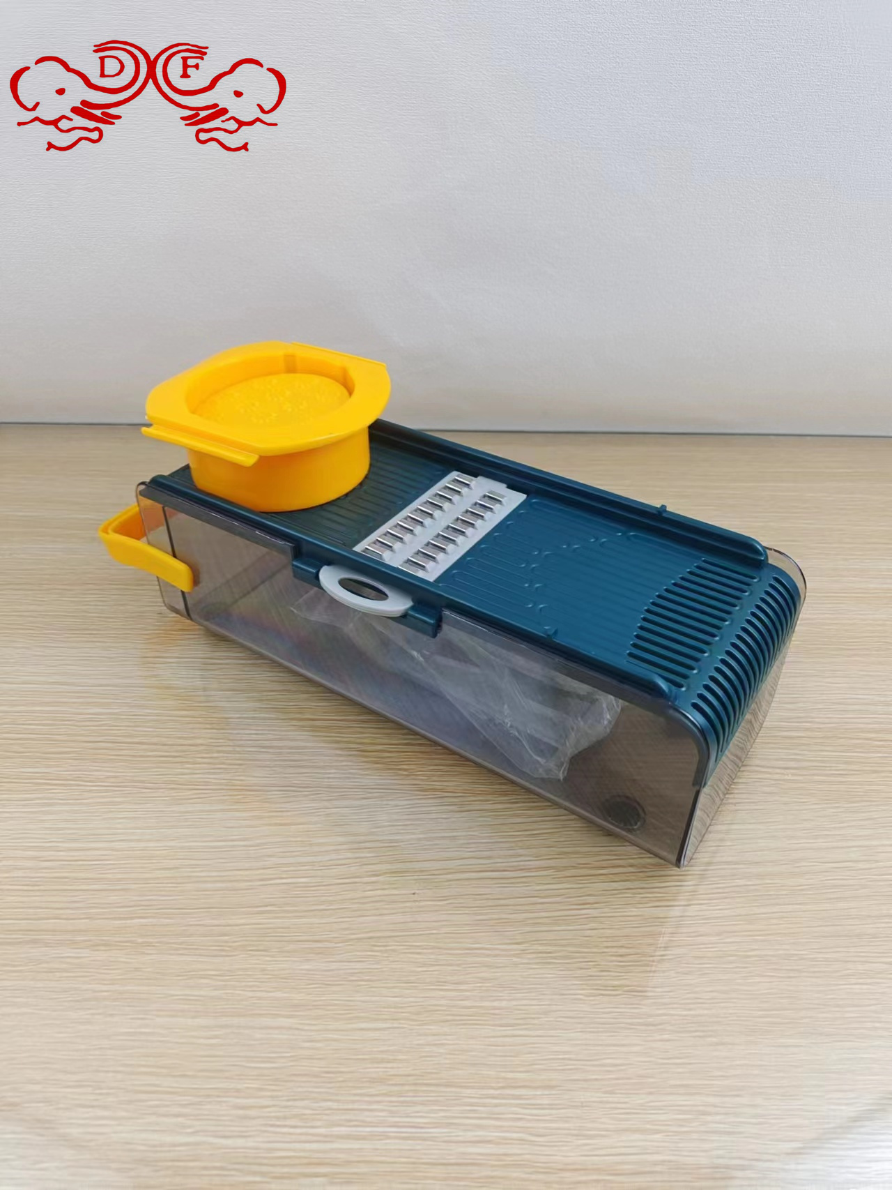 DF99559 Multi-purpose vegetable cutter Kitchen vegetable cutter for home multi-purpose vegetable cutter DF TRADINGHOUSE full figure