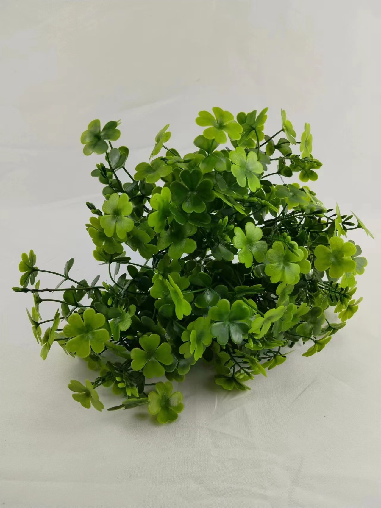 厂家直销18叉36头四叶草房子塑料水草室内外植物墙装饰拍摄背景道具DIY花艺