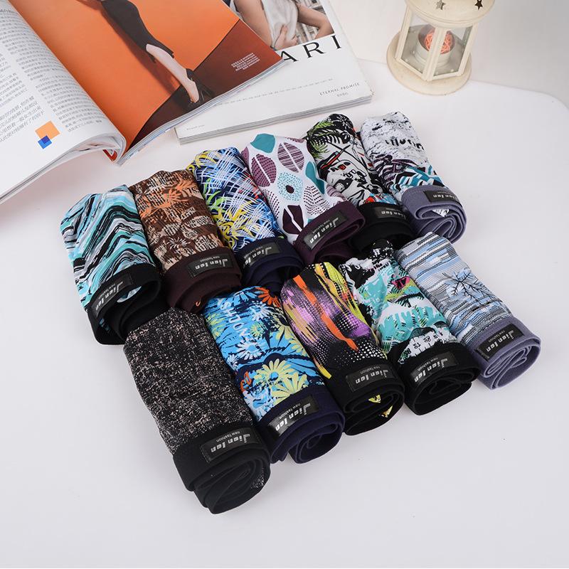 Men's Ice Silk Underwear Summer Hot Sale Bulk Fashion Seamless Boxers Factory Wholesale Men's Underwear