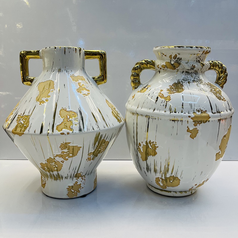 New Chinese-style flower arrangement ceramic vases, Nordic modern American style living room decorative items, flower vases, home decorative items, vase ornaments, ceramic vases, soft decorative items, wholesale vases, vase ornaments, plain vases for the entrance hall Application Scenario