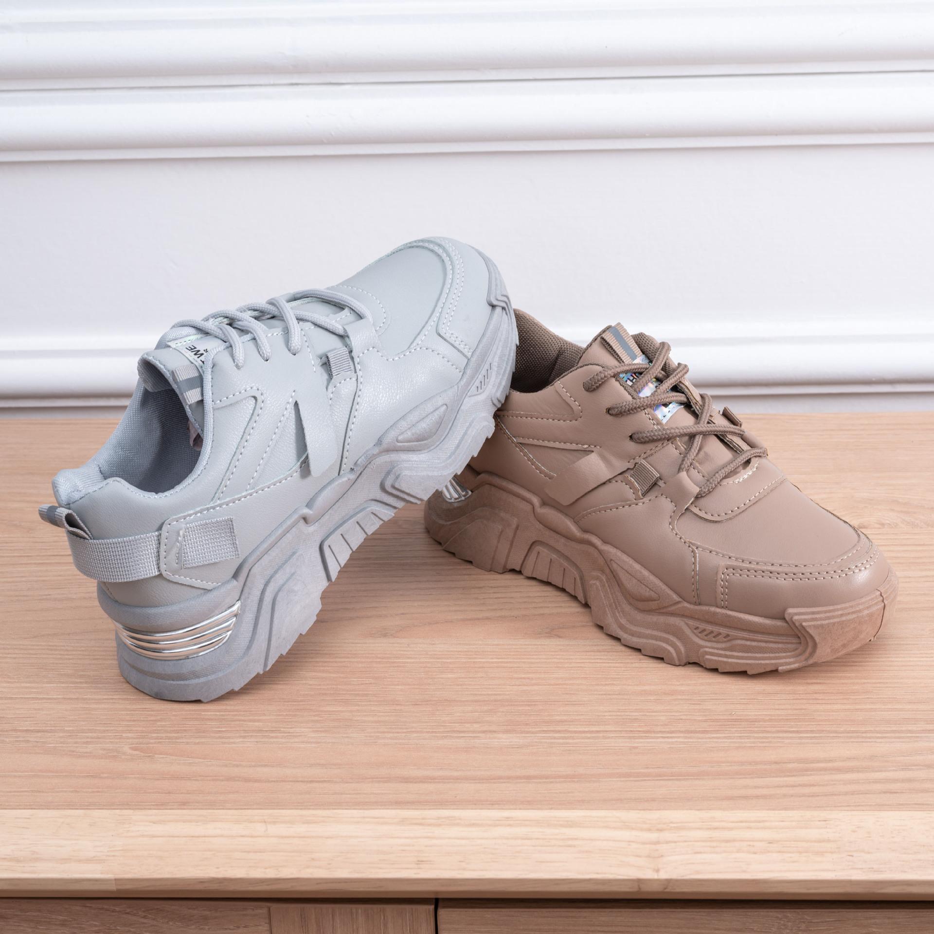 Hengyu 2023 Autumn Thick Bottom Fashion Clunky Sneakers Ins Fashionable Ladies Shoes Leather Surface Sports Leisure Stylish Student Shoes