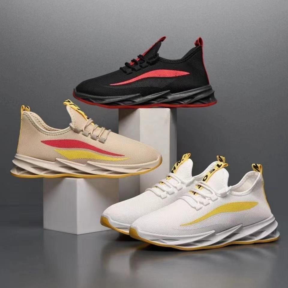 Old Beijing Cloth Shoes Men's Casual Slip-on Sneaker Non-Slip Breathable Running Shoes Fashionable Breathable Walking Shoes