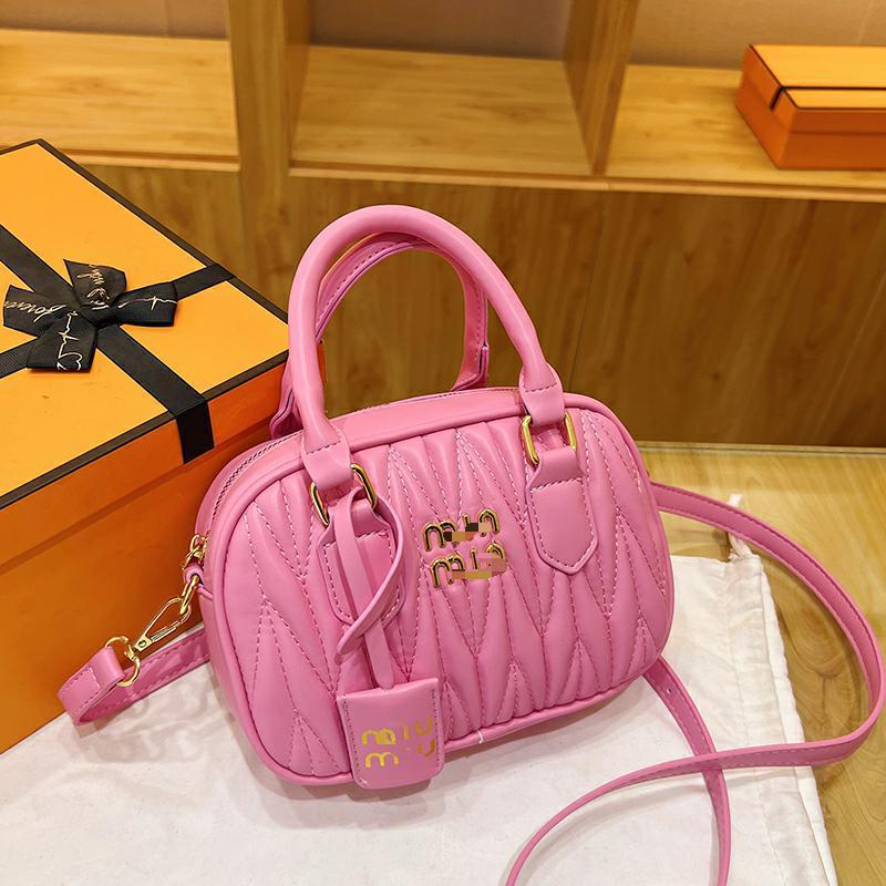 2024 new portable bowling pillow bag pleated fashion all-match boston bag shoulder underarm messenger bag women's bag