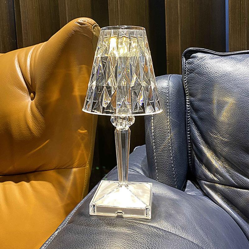 Diamond Table Lamp 16 Colors Small Night Lamp Remote Control Atmosphere Table Lamp Portable Charging Bedside Lamp Crystal Diamond Table Lamp