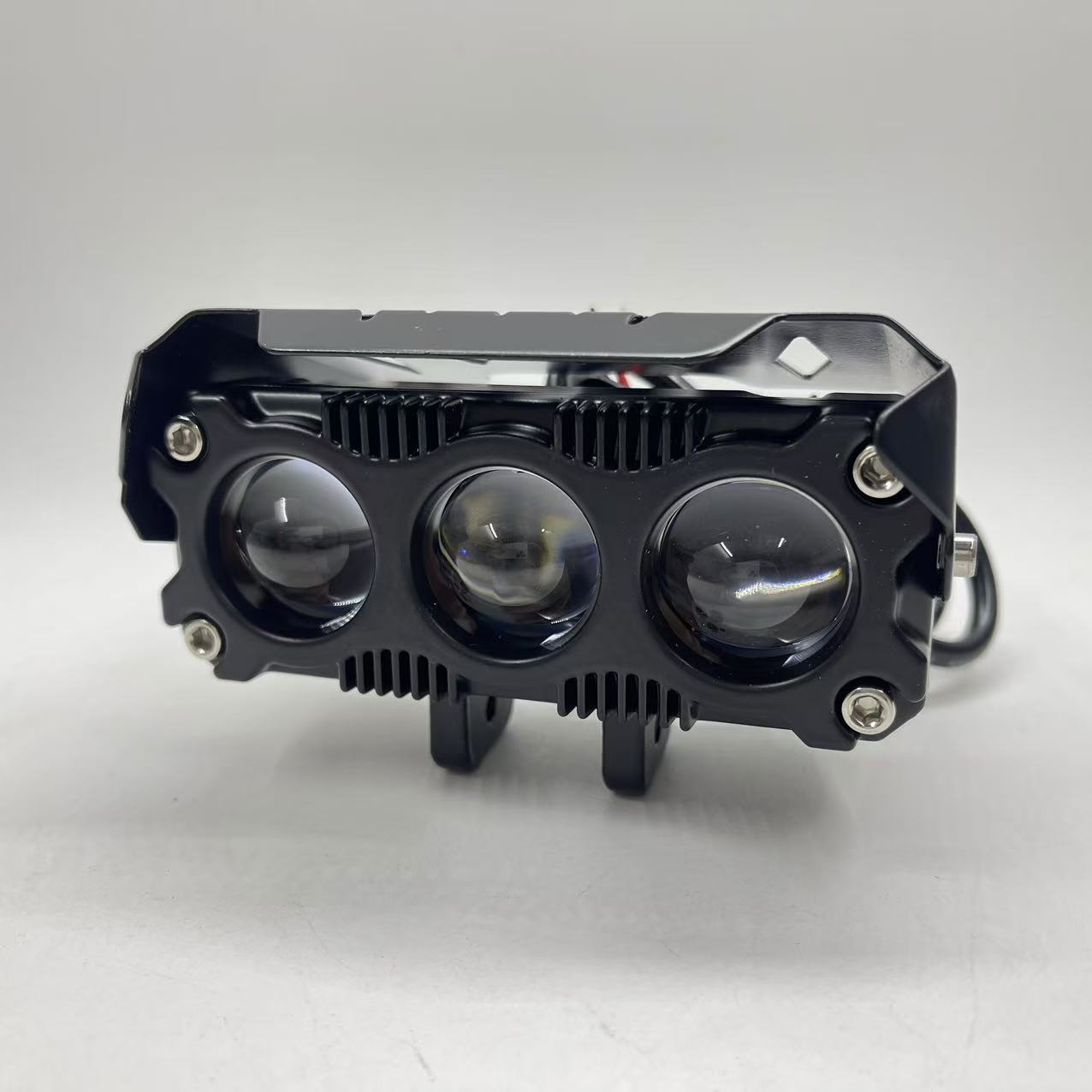 Motorcycle LED spotlights, yellow and white spotlights, lens lights, 3-bead spotlights details Picture