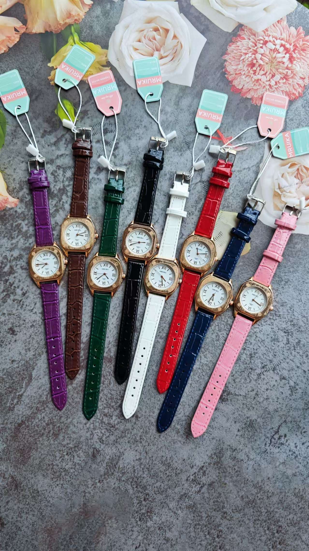 2024时尚女士石英表 饰品表 机械怪兽外星飞船设计 手表电子显示 精致手錶新款