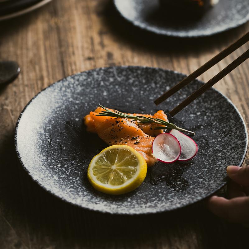 japanese retro ceramic shallow plate creative black restaurant personality glaze dish bone dish household tableware flat plate details Picture