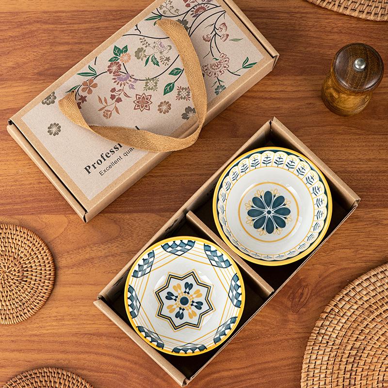cross-border ceramic cutlery bowl and plates chopsticks package gift box real estate opening gifts rice bowl and plates tableware can be customized logo Application Scenario