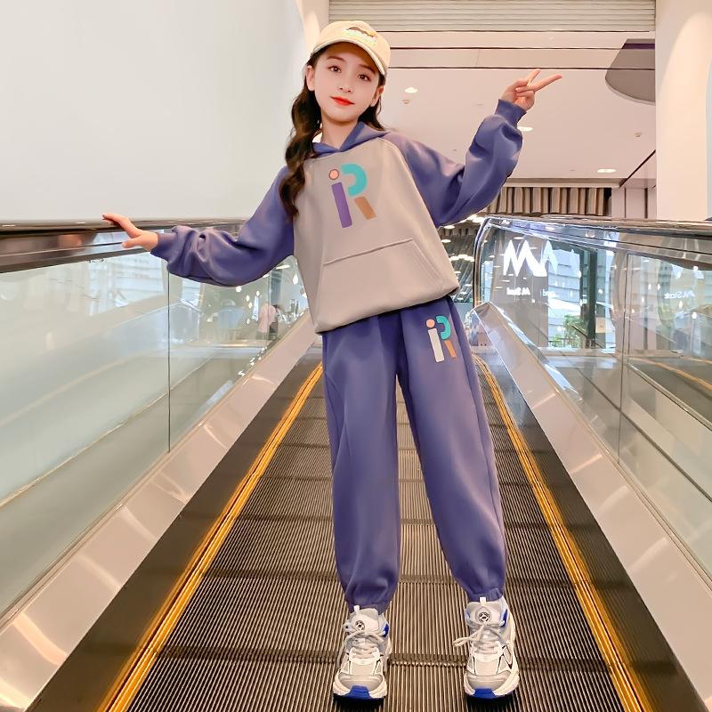 girls' fleece-lined autumn wear winter wear children's clothing western style girls' teens' clothing children's sweater spring and autumn net red sportswear suit
