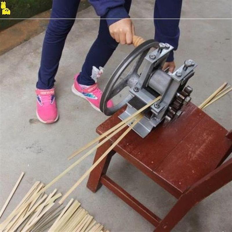 Manual Breaking Machine Hand-Cranking Breaking Machine Bamboo Chip Stratifiion Machine Bamboo Breaking Machine Starting Machine Bamboo Cutting Machine Slicer
