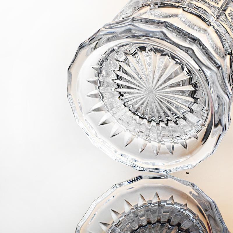 装饰花瓶实物图