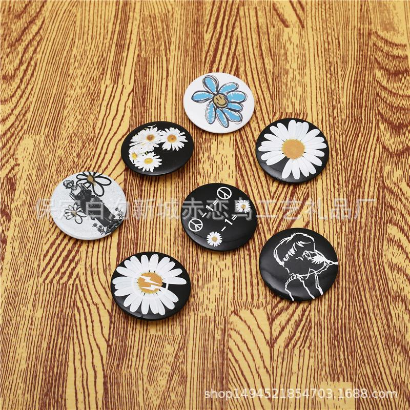 g-dragon color daisy brooch wholesale star same style little daisy badge sunflower badge lightning daisy