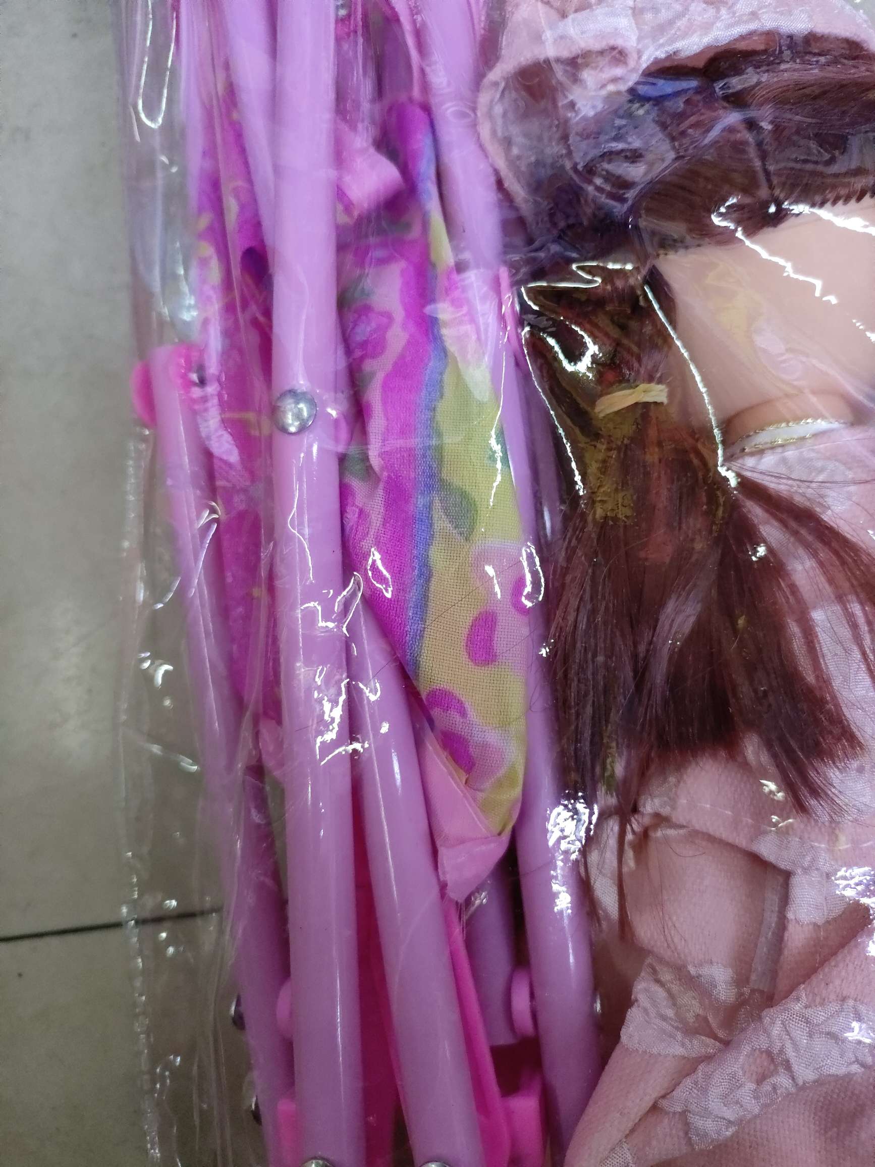 精美娃娃带推车套装，卡头袋包装，清装不混装。19.9元/个，96个/箱。新款热销高档娃娃详情图11