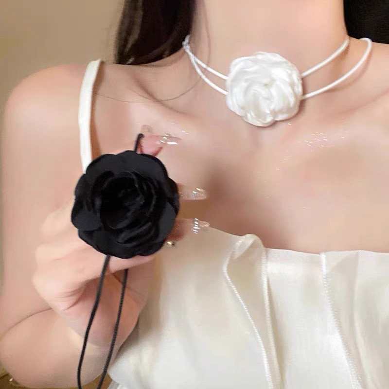 FLY1895 rose Necklace for girls, choker neck flower, black flower collar, neck strap, camellia neck accessory chain Specification image