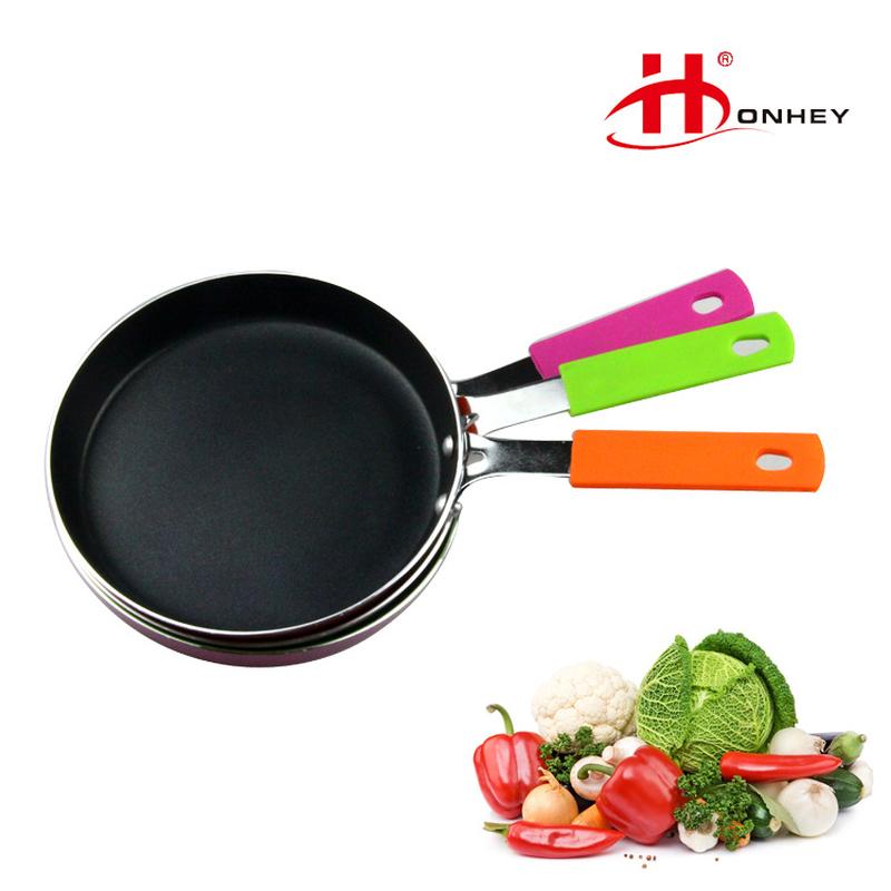 Factory Direct Sales Color Silicone Handle Frying Pan Mini Aluminum Xiaoping Pan Smokeless Frying Pan Zhejiang Kitchenware