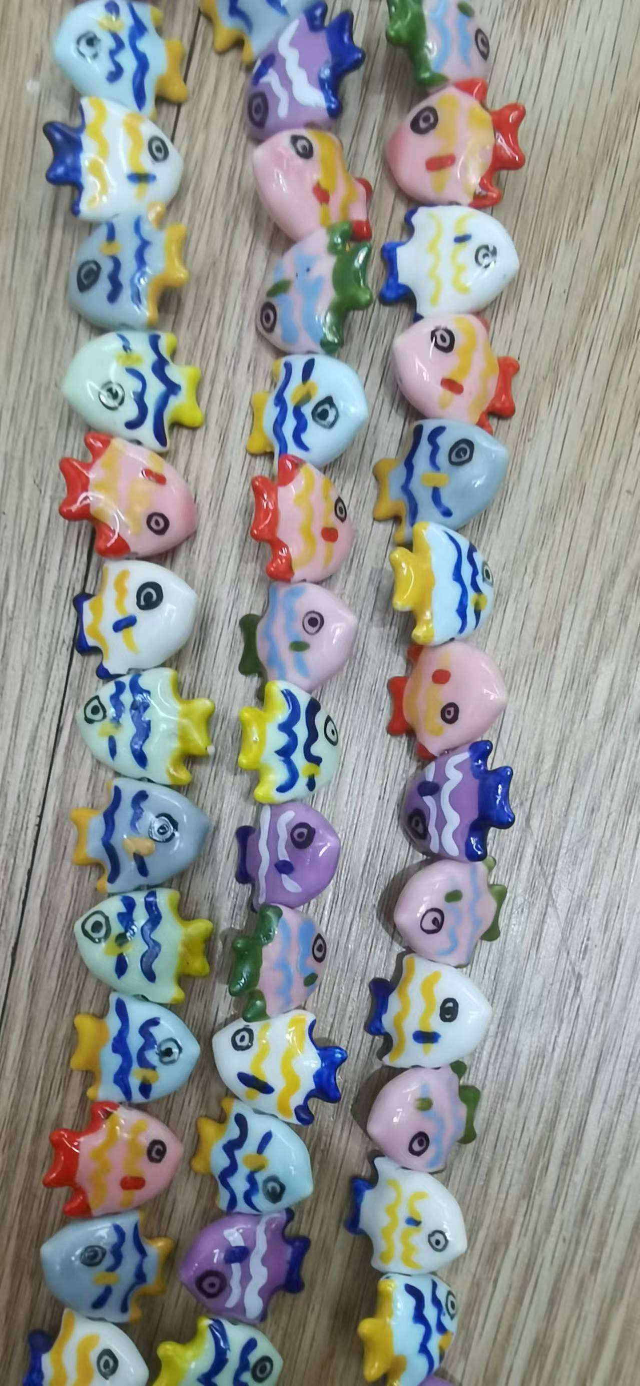 手绘彩色热带鱼陶瓷珠子diy手工饰品手链项链配件水晶珠子奶油胶配饰